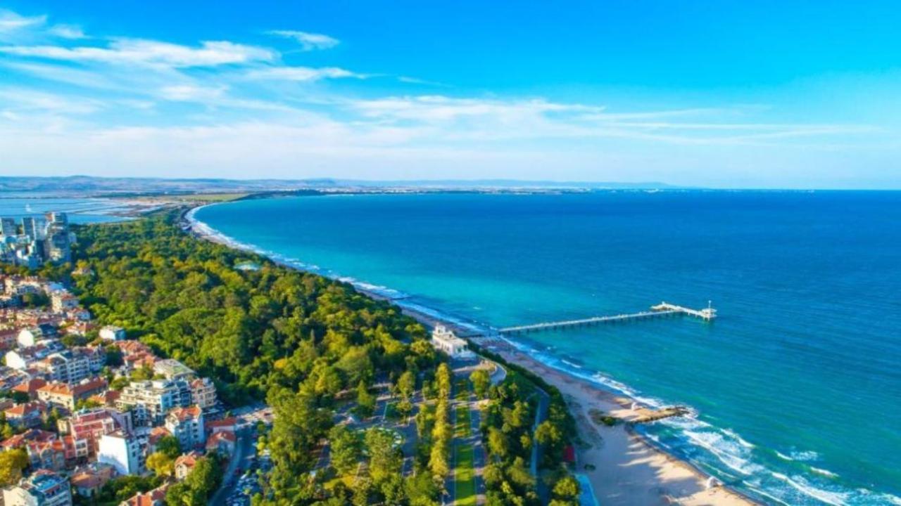 Great Apartment Near The Sea,Central Place! Burgas Exteriör bild