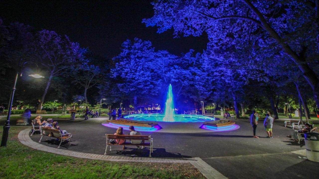 Great Apartment Near The Sea,Central Place! Burgas Exteriör bild