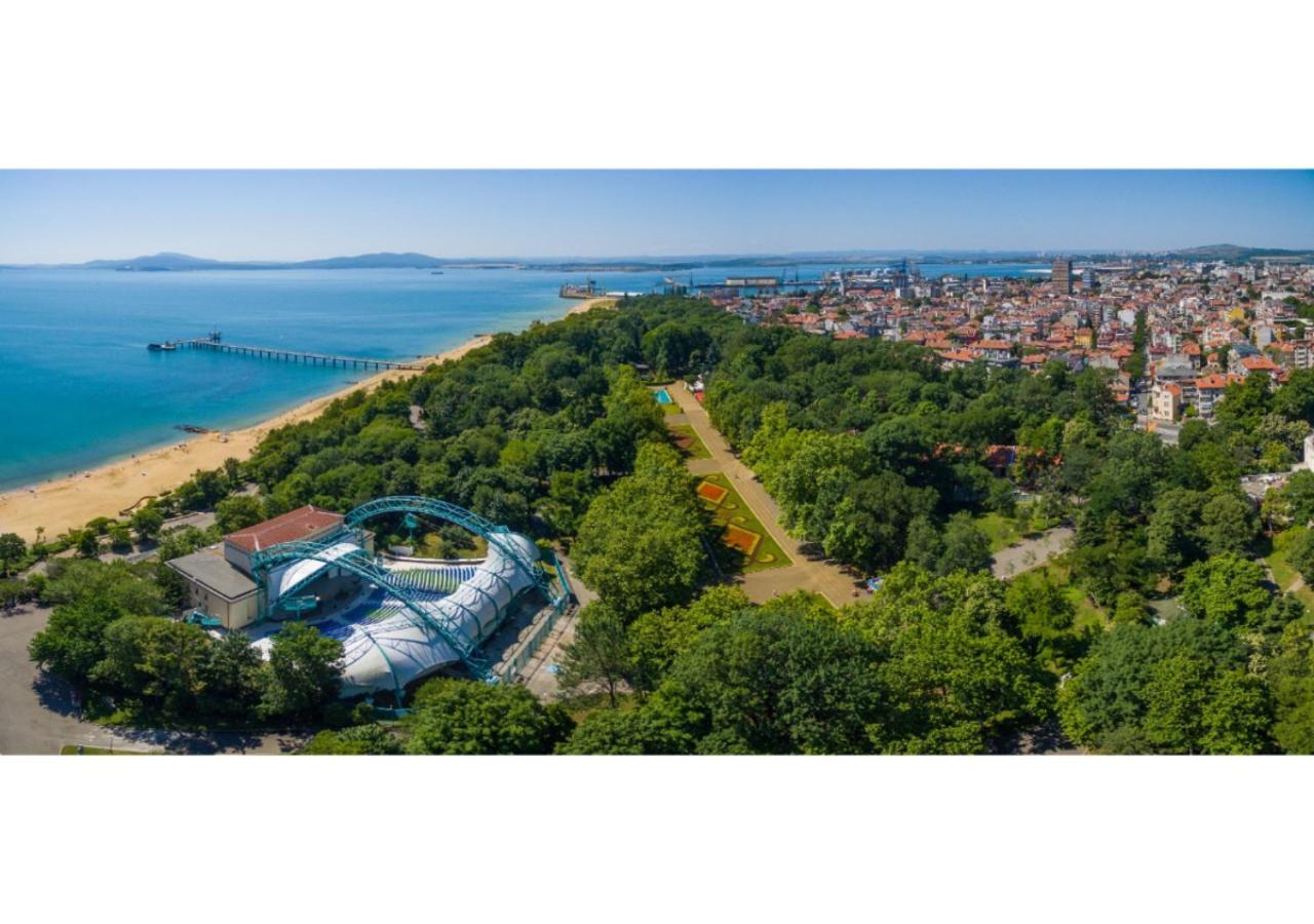 Great Apartment Near The Sea,Central Place! Burgas Exteriör bild