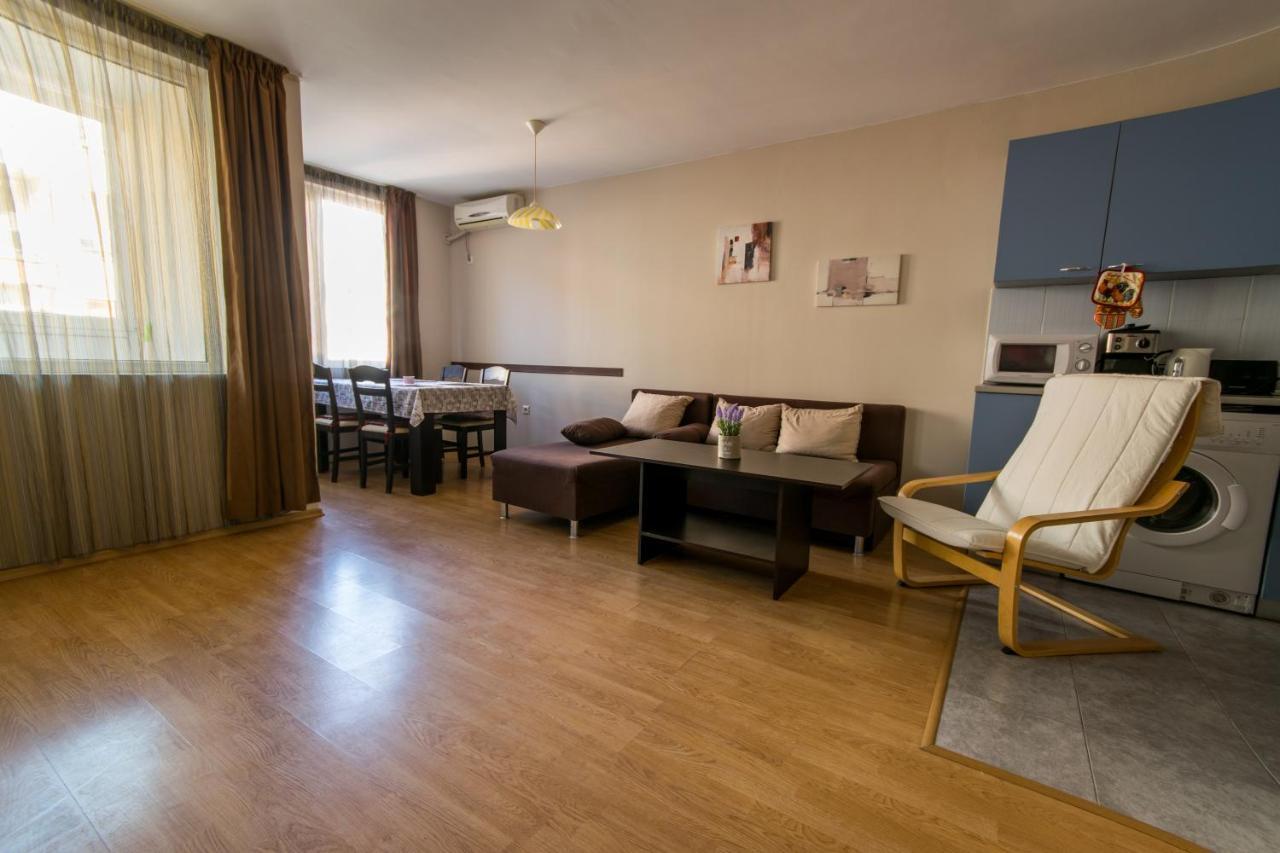 Great Apartment Near The Sea,Central Place! Burgas Exteriör bild